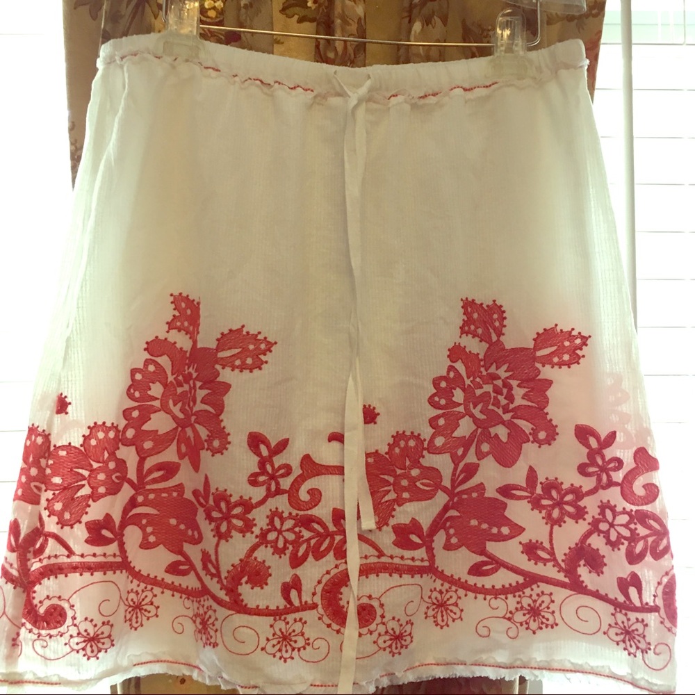 White linen embroidered high end skirt BoHo Xmas !